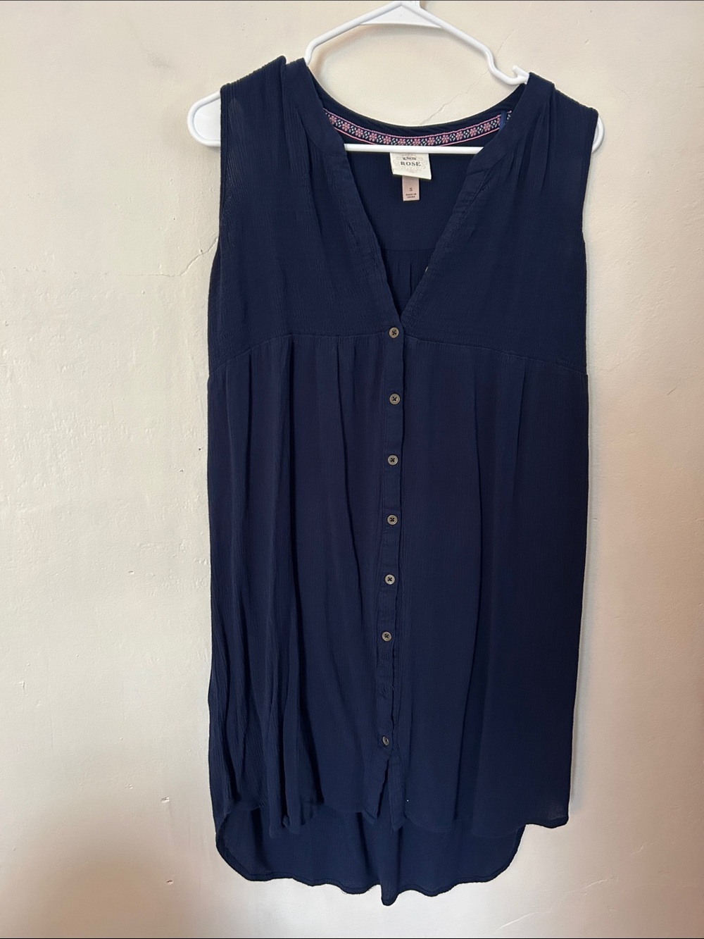 Knox Rose Navy Button-Front Sleeveless Tunic